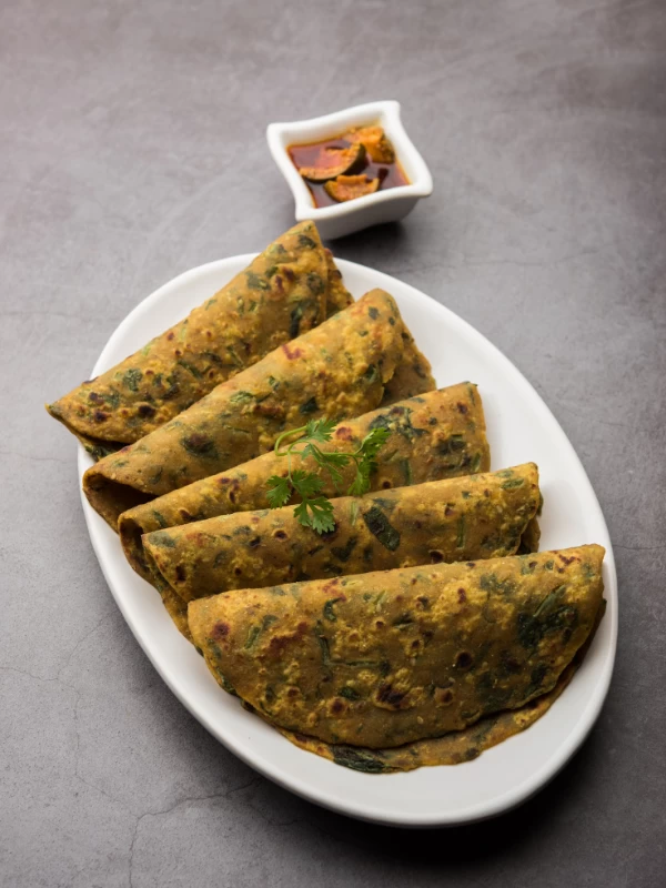 Palak paratha with low oxalate flour