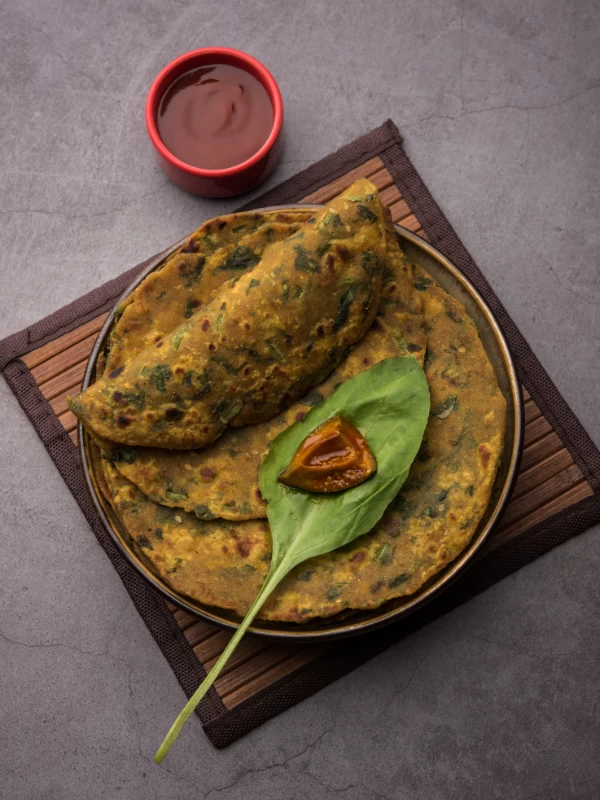 Oats-Besan flour Palak paratha