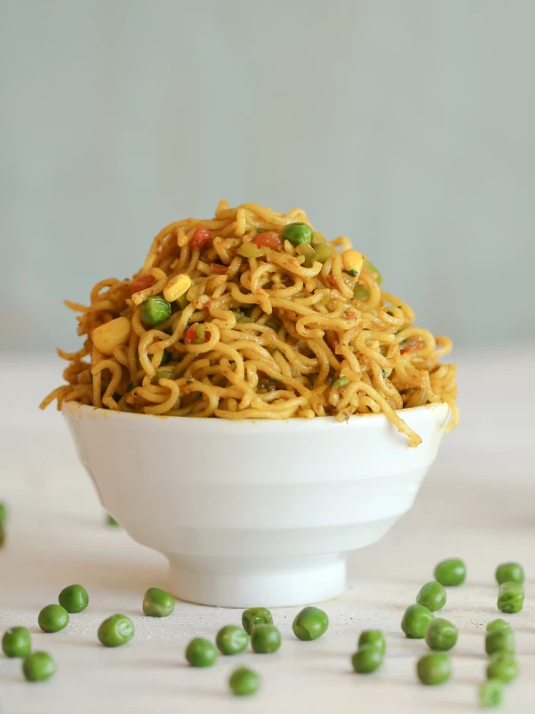 Noodles with paneer