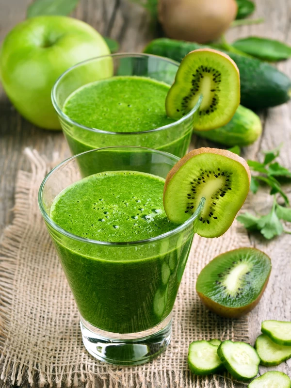 Kiwi and Cucumber smoothie