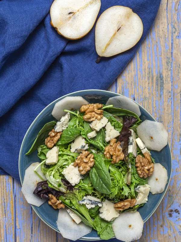 Pear Walnut Salad
